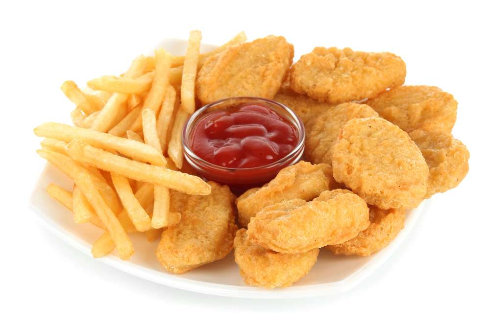 P/N (6) CHICKEN NUGGETS WITH FRIES